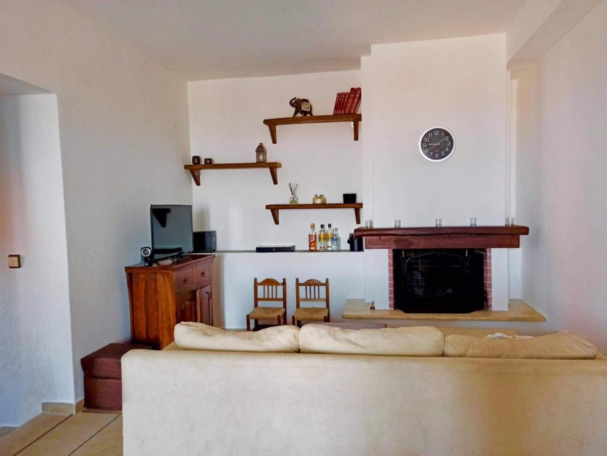 Pantheon Apartment Serres Bagian luar foto
