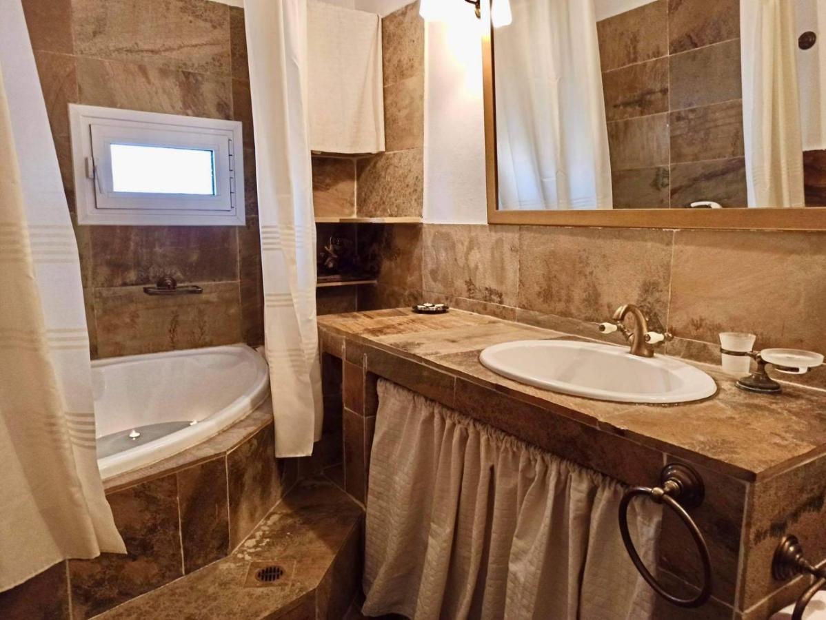 Pantheon Apartment Serres Bagian luar foto